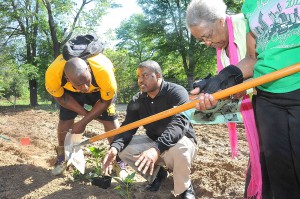 Community Garden PR Photo Spring 2015