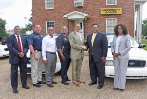 MAYO, MONROE DONATE TWO POLICE CARS TO GSU